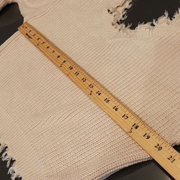 Jessica Simpson Distressed Cropped Sweater - Picture 7 of 10